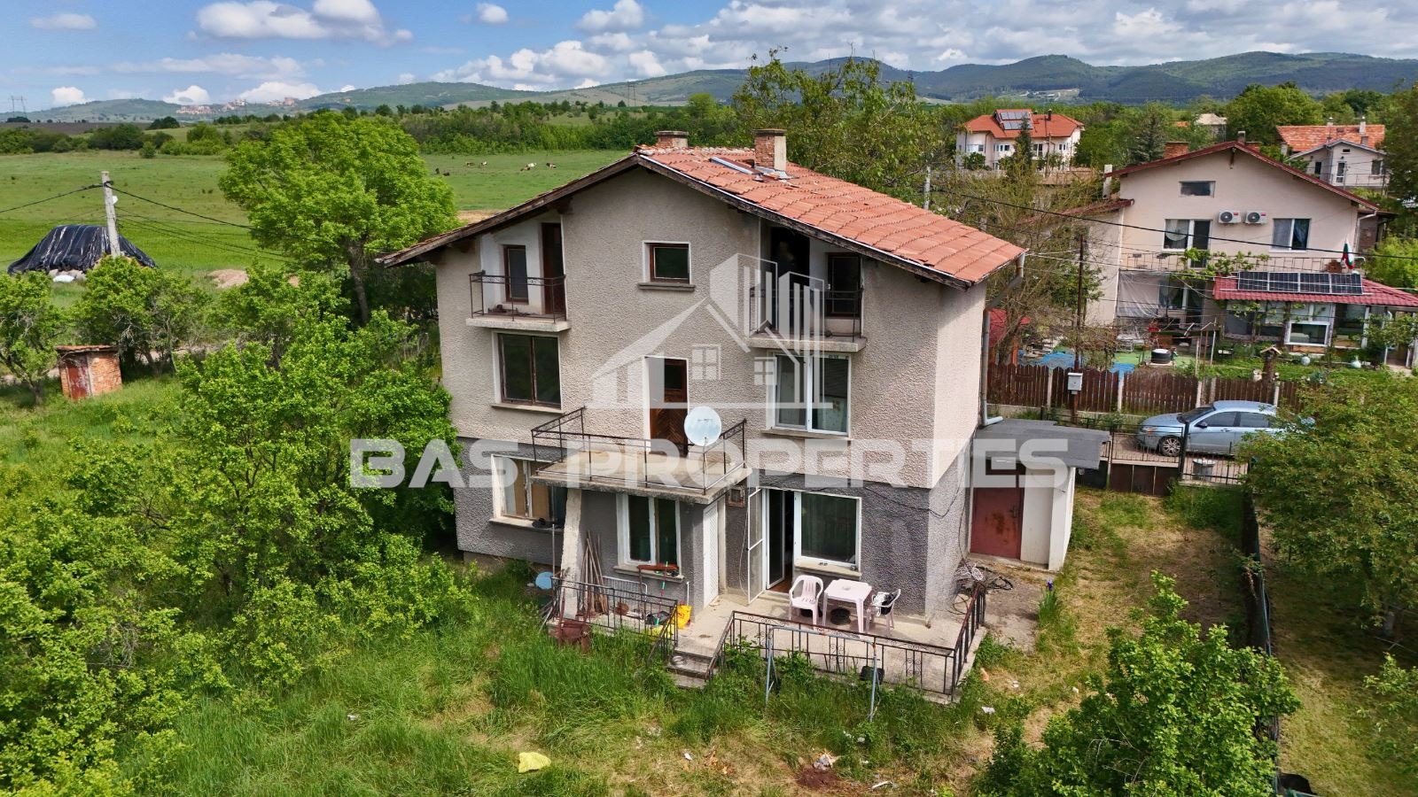 Продава КЪЩА, гр. София, с. Доброславци