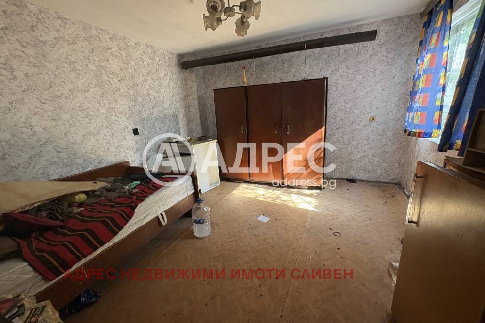 Продава ВИЛА, гр. Сливен, в.з. Сливен, снимка 6 - Вили - 55012084