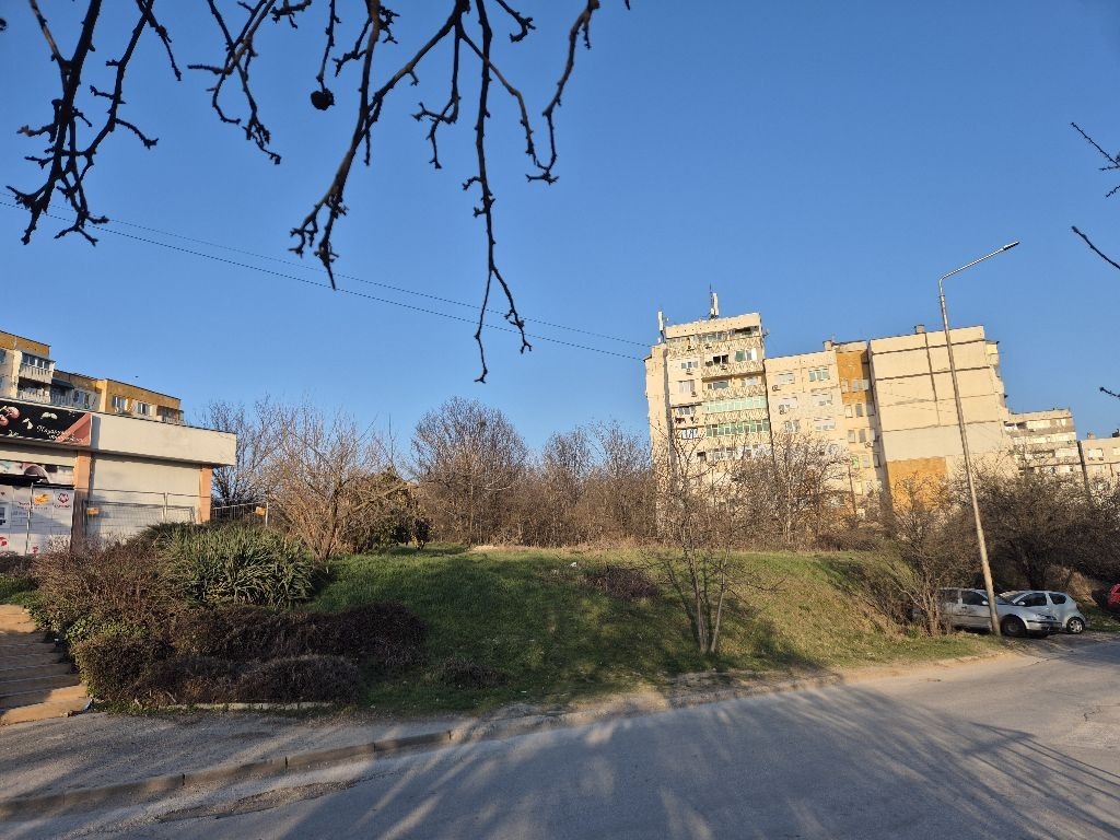 Продава ПАРЦЕЛ, гр. Плевен, Дружба 2