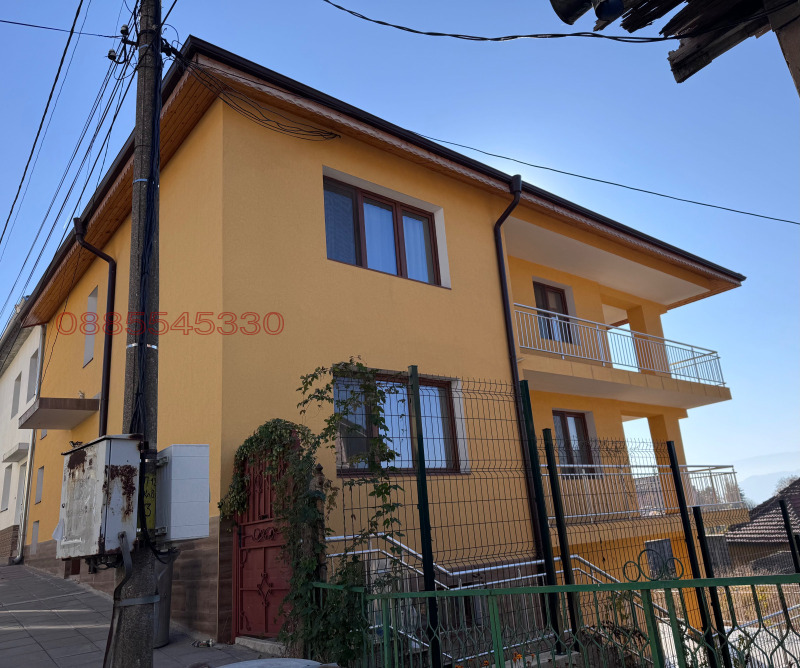 Продава КЪЩА в област Видин, гр. Белоградчик - 360 кв.м / 173 500 € » 339 336.51 лв.