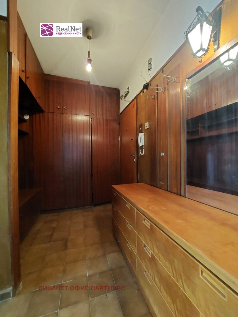 Продава 1-СТАЕН, гр. София, Център, снимка 10 - Апартаменти - 52461189