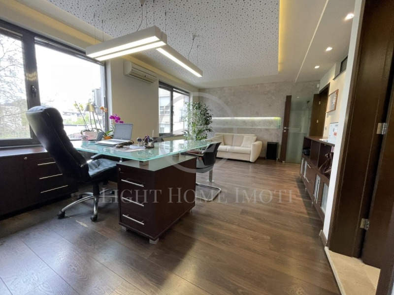 Na sprzedaż  Biuro Plowdiw , Centar , 101 mkw | 67237348 - obraz [2]