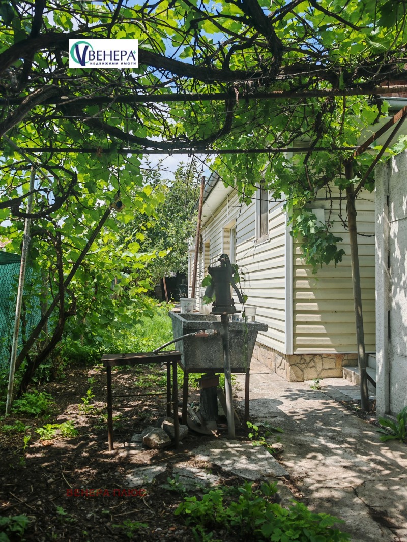 Продава КЪЩА, гр. София, с. Волуяк, снимка 4 - Къщи - 52643245
