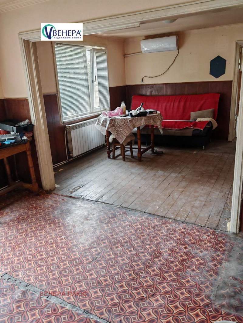 Продава КЪЩА, гр. София, с. Волуяк, снимка 7 - Къщи - 52643245