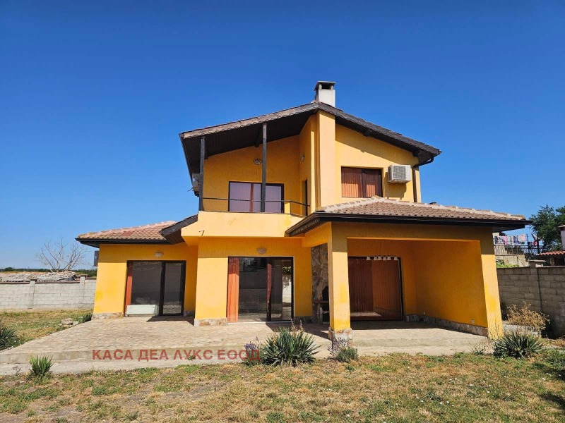 Продава КЪЩА, гр. Балчик, област Добрич