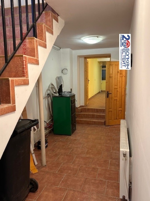 Продава КЪЩА, гр. Велико Търново, Асенов, снимка 11 - Къщи - 53246420