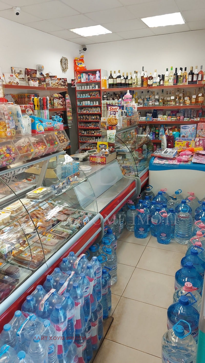 De vânzare  Magazin Plovdiv , Marașa , 80 mp | 84536073
