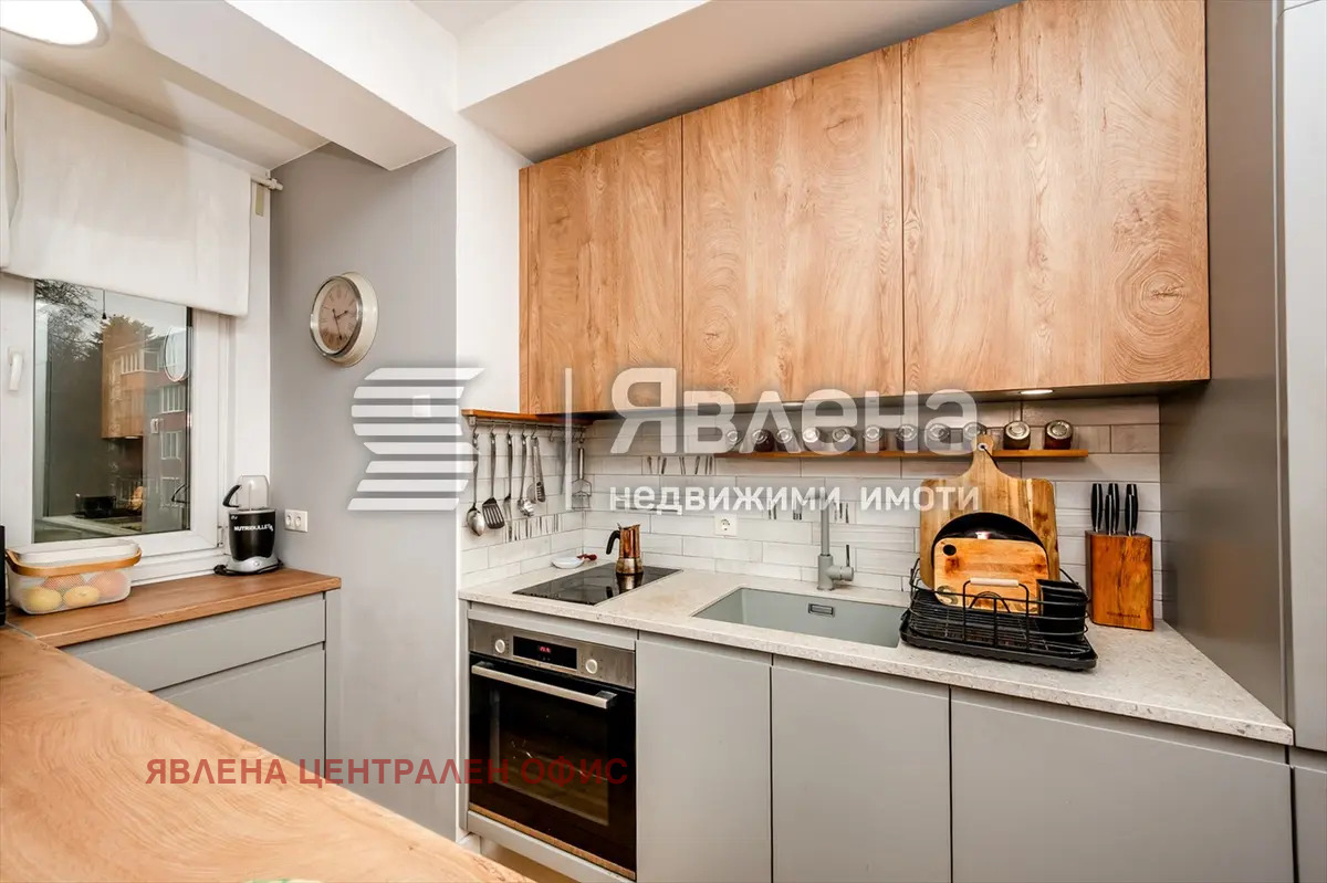 Продава 3-СТАЕН, гр. София, Лозенец, снимка 2 - Апартаменти - 53869195