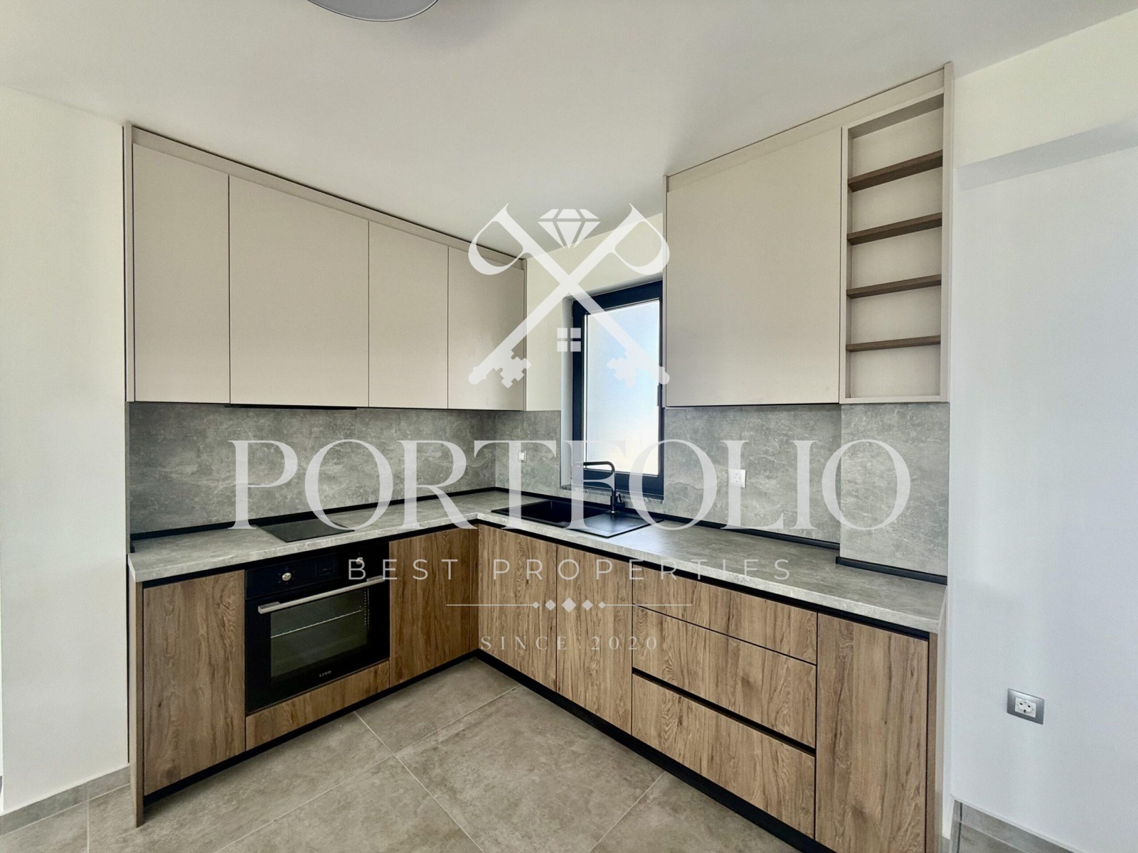Продава КЪЩА, гр. Созопол, област Бургас, снимка 4 - Къщи - 55206840