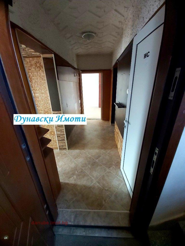 Продава  3-стаен, град Русе, Възраждане •  120 000 EUR • ID 75916117 — holmes.bg - [1] 