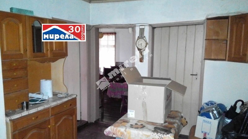 Продава КЪЩА, с. Велчево, област Велико Търново, снимка 2 - Къщи - 44511998