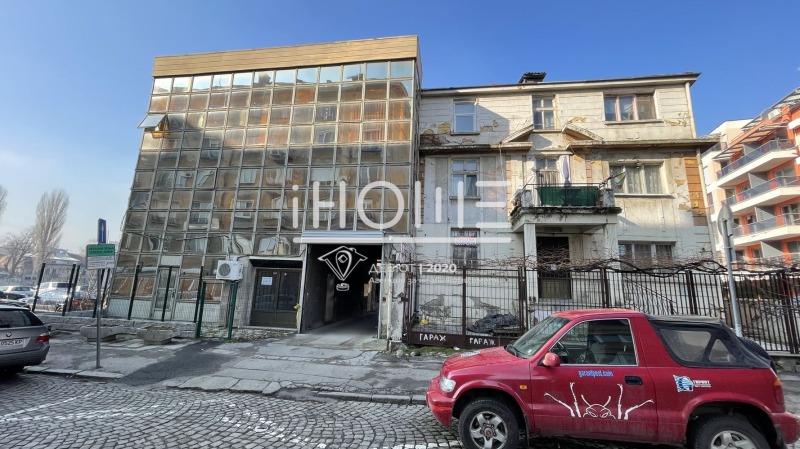 Te koop  Verhaallijn Sofia , Banisjora , 1410 m² | 88829917 - afbeelding [7]