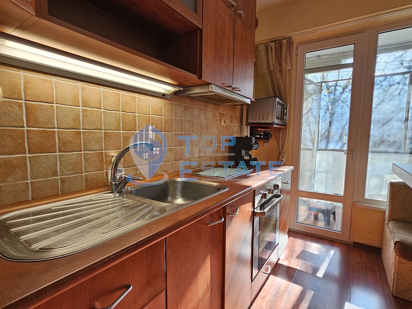 Продава 3-СТАЕН, гр. Велико Търново, Бузлуджа, снимка 2 - Апартаменти - 52800664