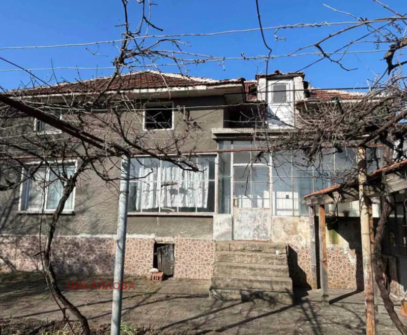 Продава КЪЩА в област Стара Загора, гр. Гълъбово - 180 кв.м / 40 000 € » 78 233.20 лв., МИХАЙЛОВА
