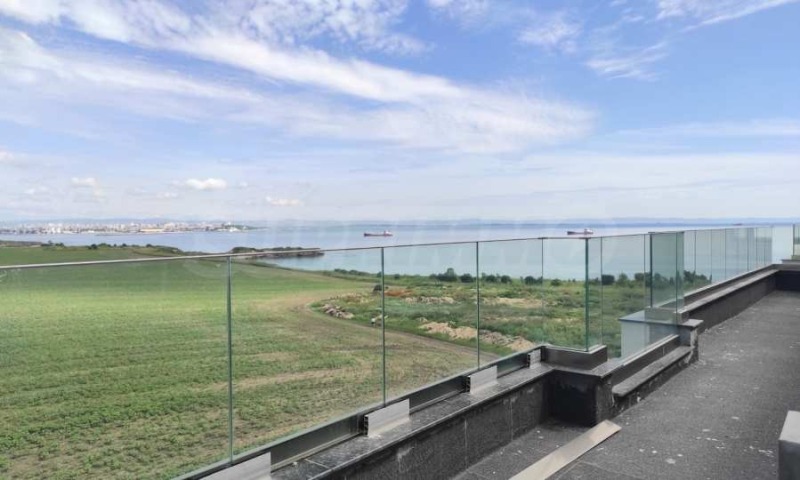 For Sale  2 bedroom Burgas , Kraymorie , 158 sq.m | 93715031