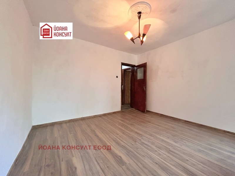 In vendita  2 camere da letto Pleven , Shirok tsentar , 100 mq | 85251681