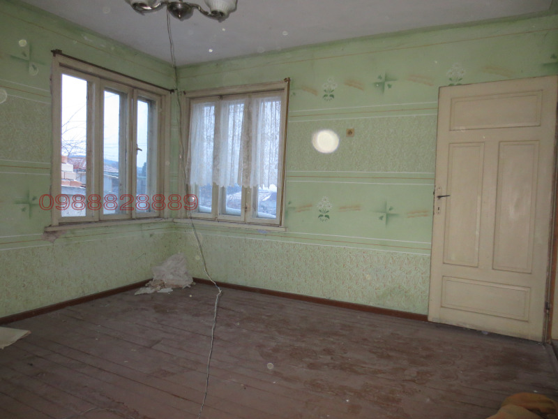 Продава  Къща област Варна , гр. Аксаково , 145 кв.м | 54705260 - изображение [16]