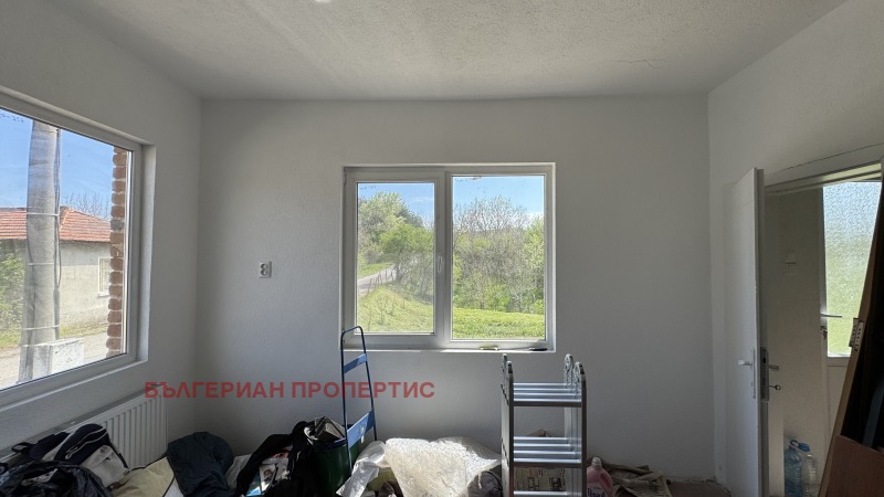Продава КЪЩА, с. Медово, област Стара Загора, снимка 13 - Къщи - 50209984