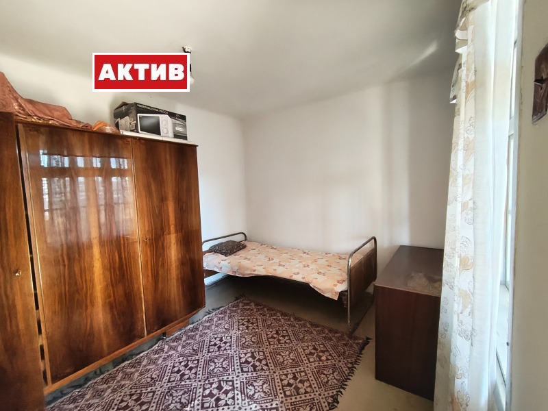 Продава КЪЩА, гр. Търговище, Боровец, снимка 9 - Къщи - 52741023