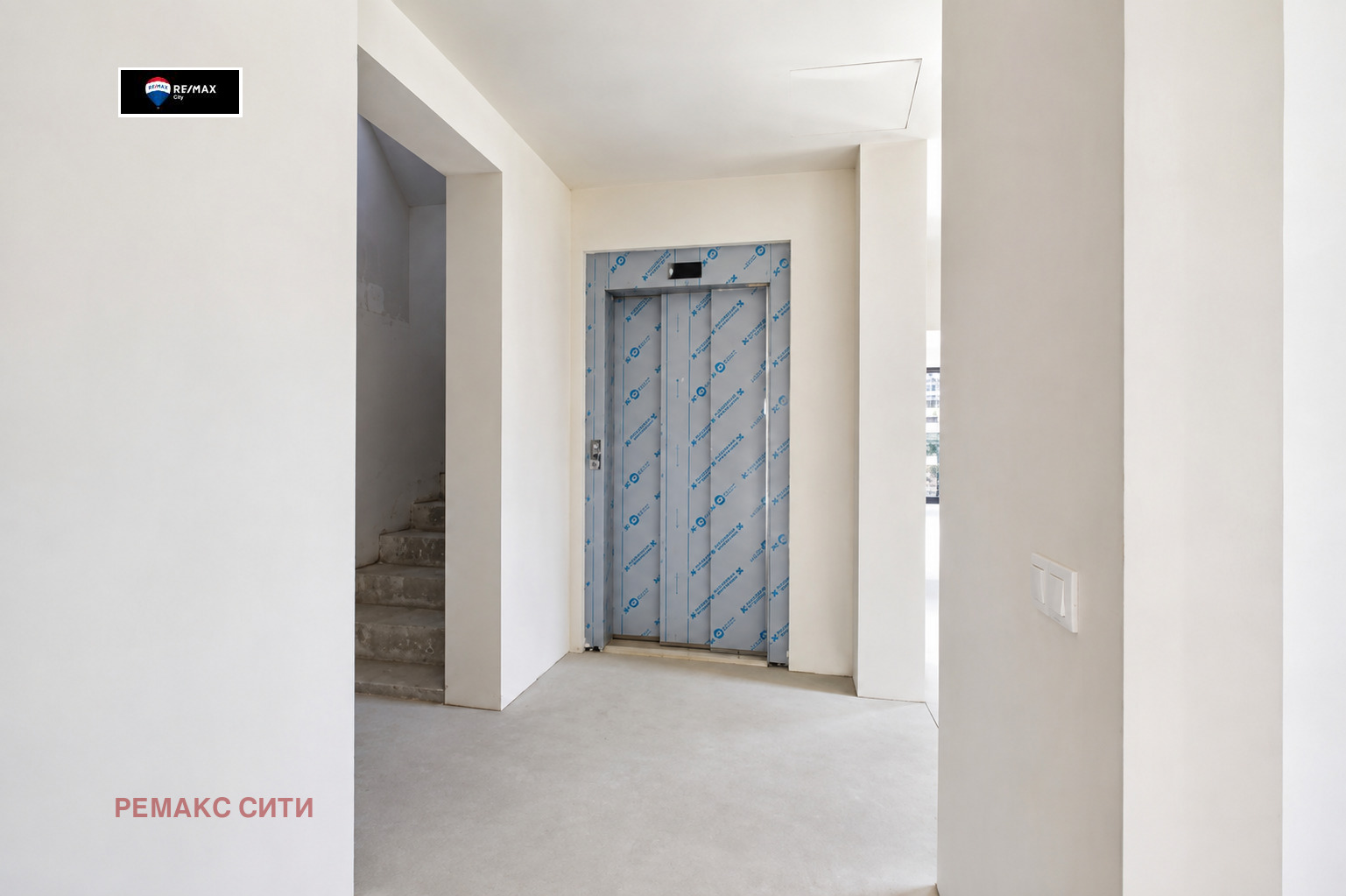 Продава МЕЗОНЕТ, гр. София, Лагера, снимка 2 - Апартаменти - 55595248