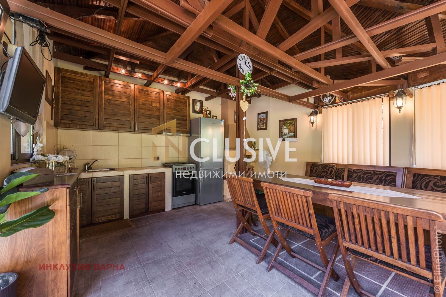 Продава КЪЩА, гр. Варна, м-т Горна Трака, снимка 2 - Къщи - 52408150