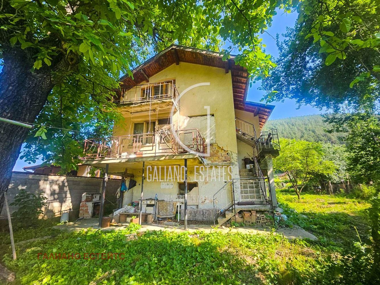 Продава КЪЩА, с. Врачеш, област София област