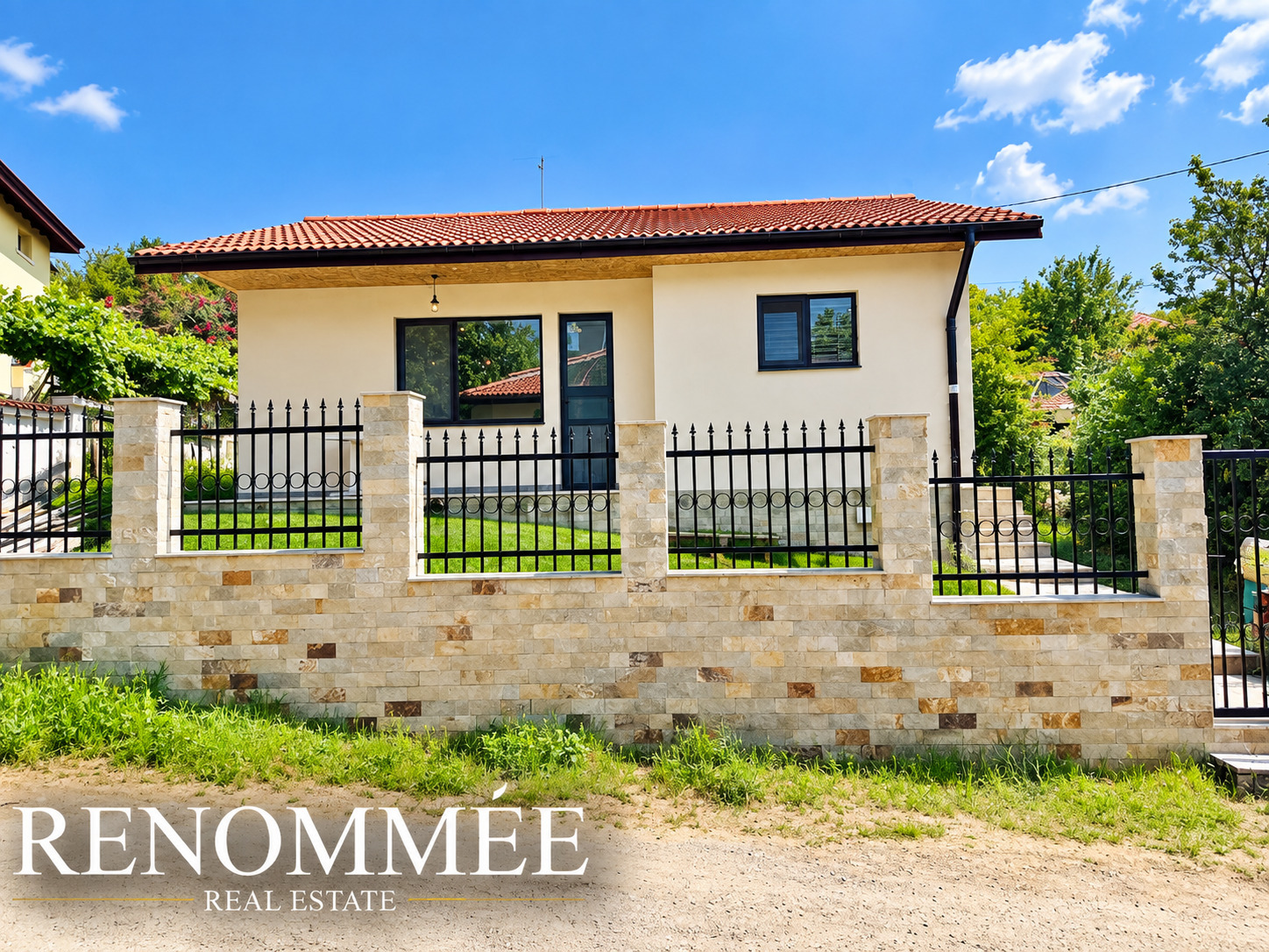 Продава КЪЩА, с. Осоица, област София област