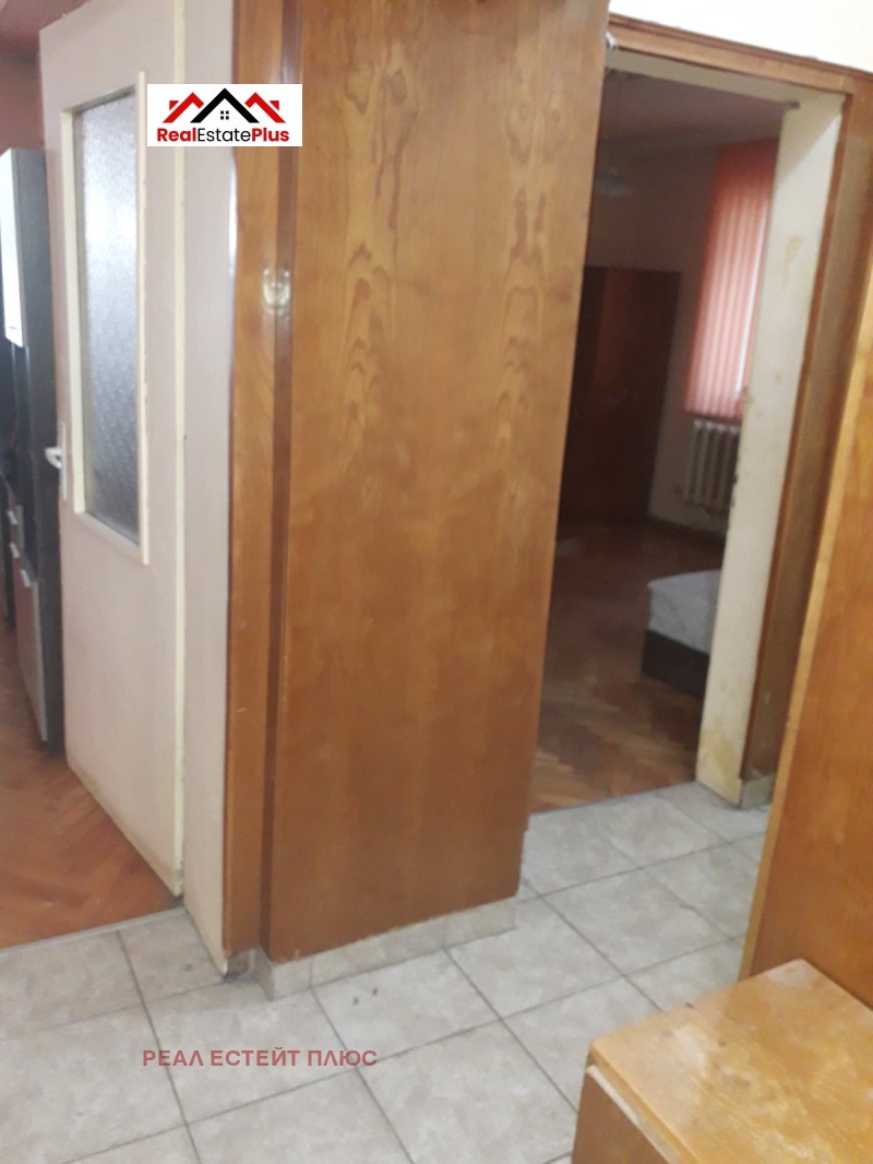 Продава 2-СТАЕН, гр. Плевен, Идеален център, снимка 4 - Апартаменти - 53589831