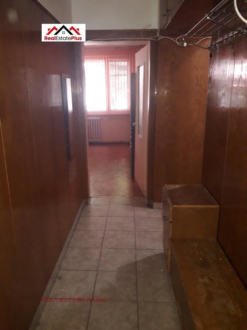 Продава 2-СТАЕН, гр. Плевен, Идеален център, снимка 8 - Апартаменти - 53589831