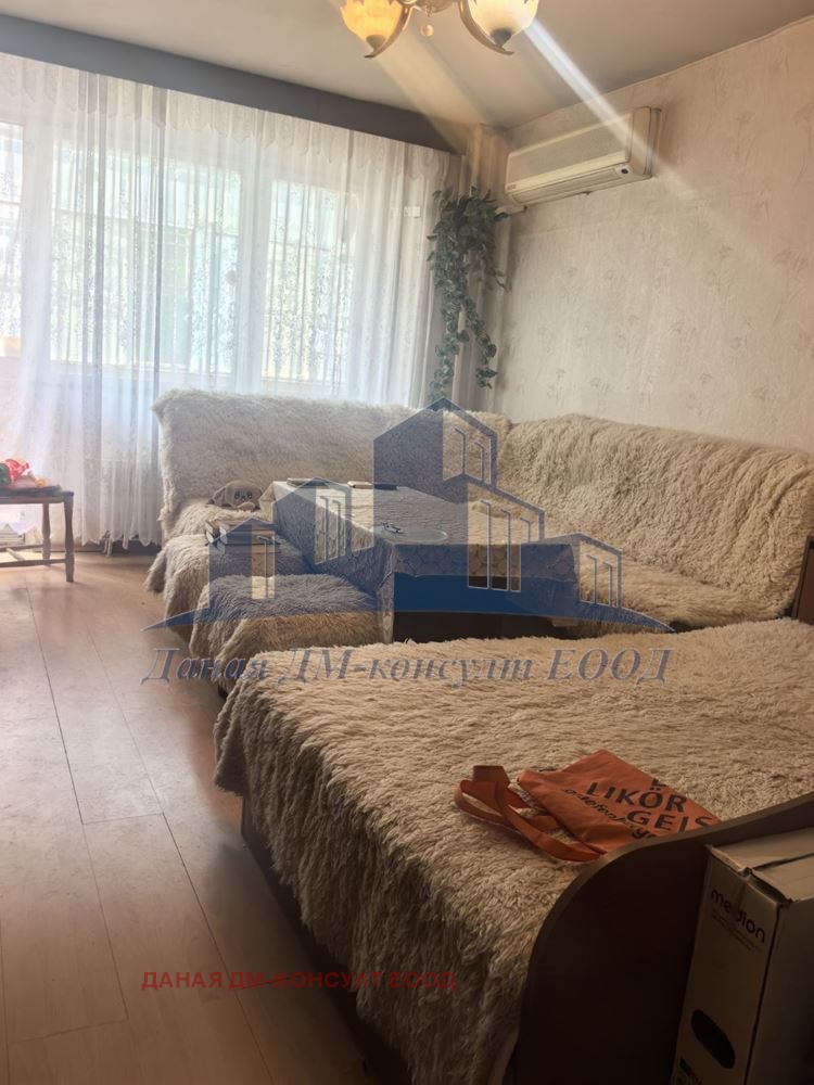 Продава 2-СТАЕН, гр. Шумен, Център, снимка 7 - Апартаменти - 56079671