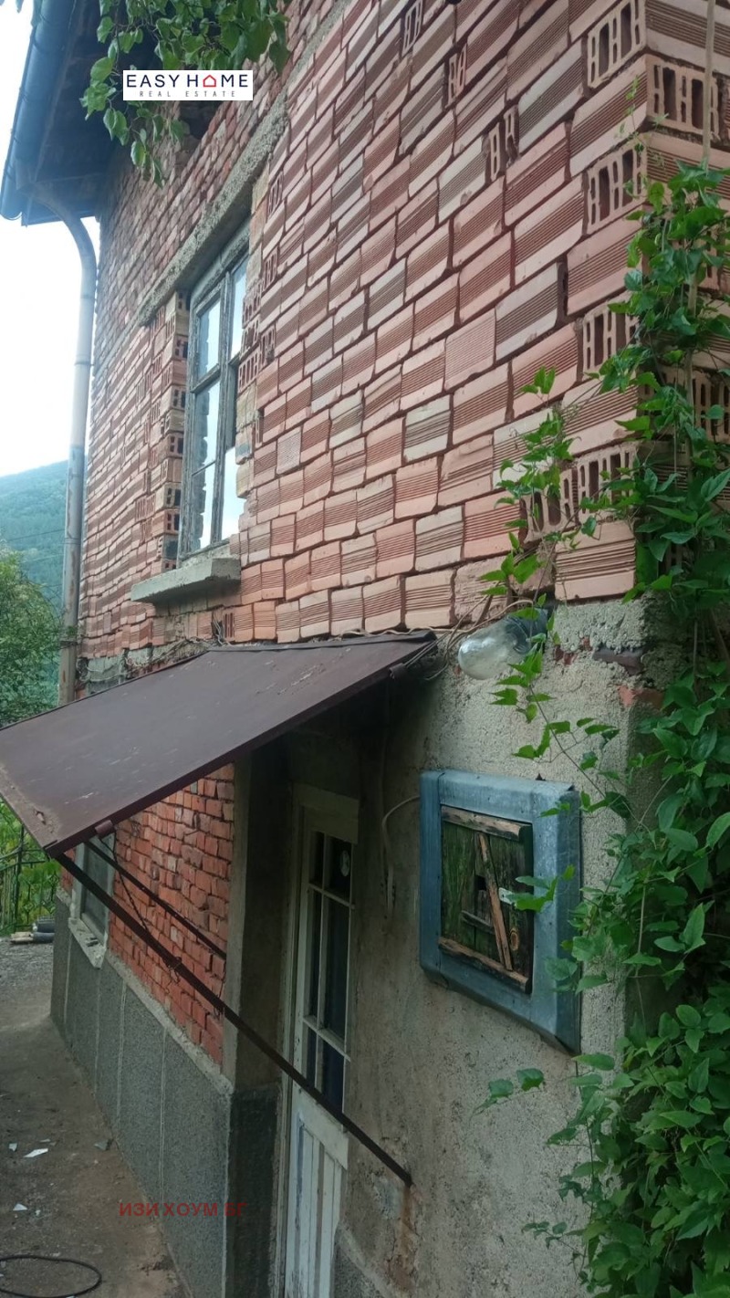 Продава КЪЩА, с. Реброво, област София област, снимка 2 - Къщи - 53283766