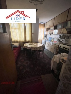 2 bedroom 9-ti kvartal, Pleven 8