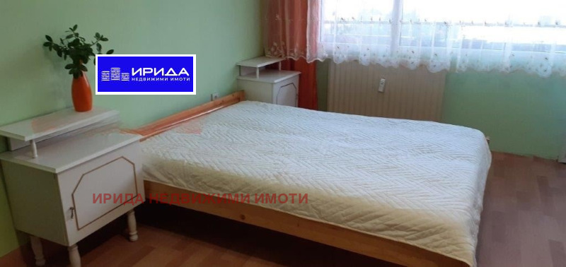 De vânzare  Studio Sofia , Banișora , 45 mp | 82619460