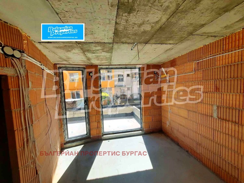 À venda  2 quartos Burgas , Sarafovo , 316 m² | 46200232 - imagem [16]