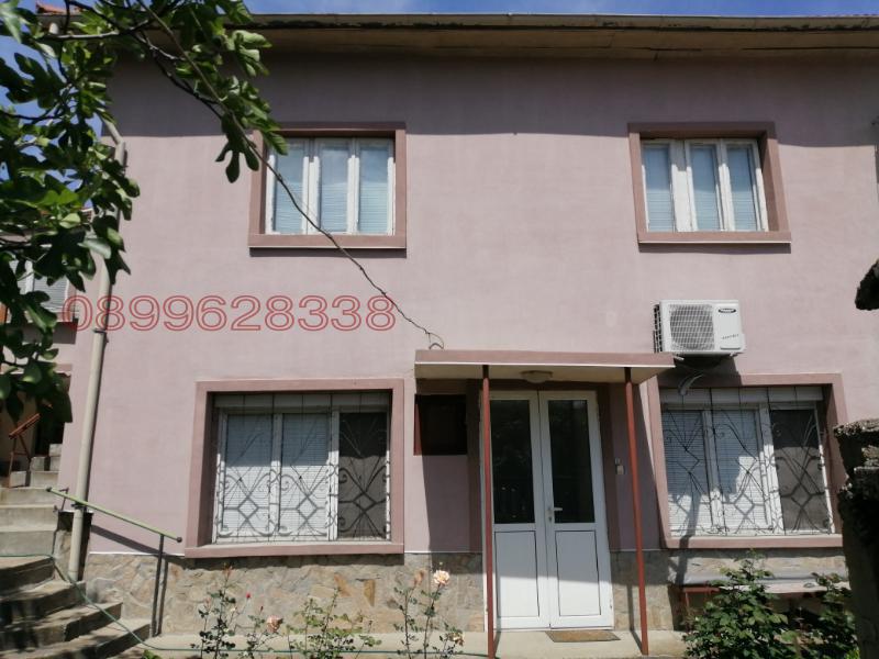 Продава КЪЩА, гр. Свищов, област Велико Търново, снимка 2 - Къщи - 52781712