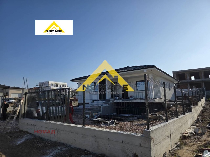 Продава КЪЩА, с. Белащица, област Пловдив, снимка 8 - Къщи - 52845979