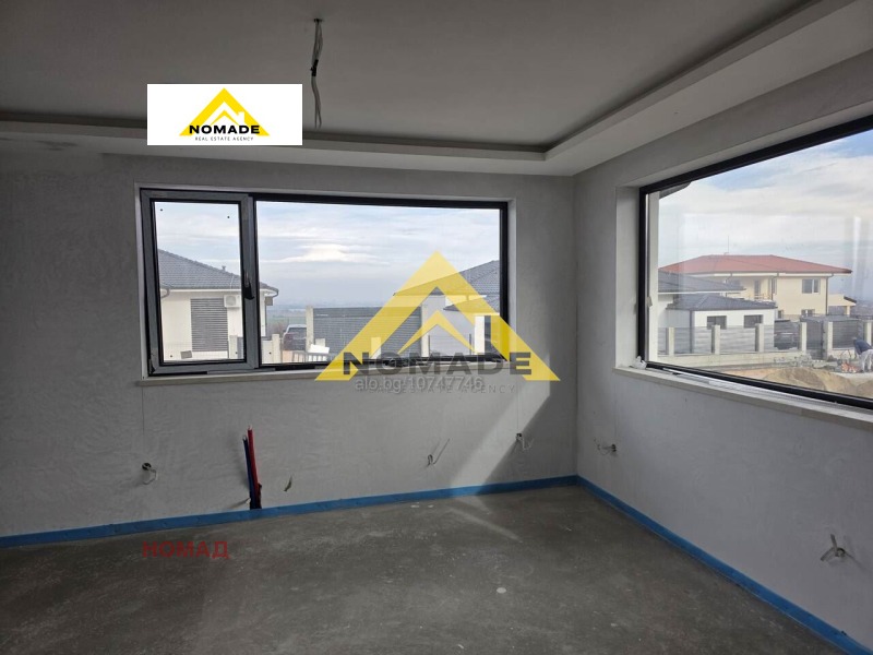 Продава КЪЩА, с. Белащица, област Пловдив, снимка 9 - Къщи - 52845979