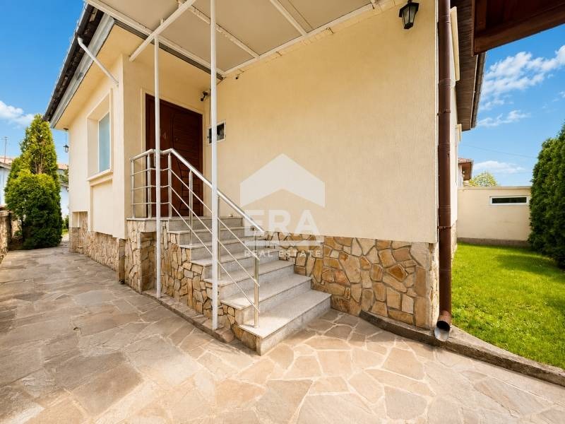Продава КЪЩА, гр. Сливница, област София област, снимка 3 - Къщи - 54459229