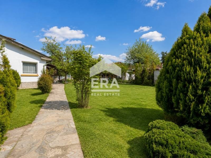 Продава КЪЩА, гр. Сливница, област София област, снимка 2 - Къщи - 54459229