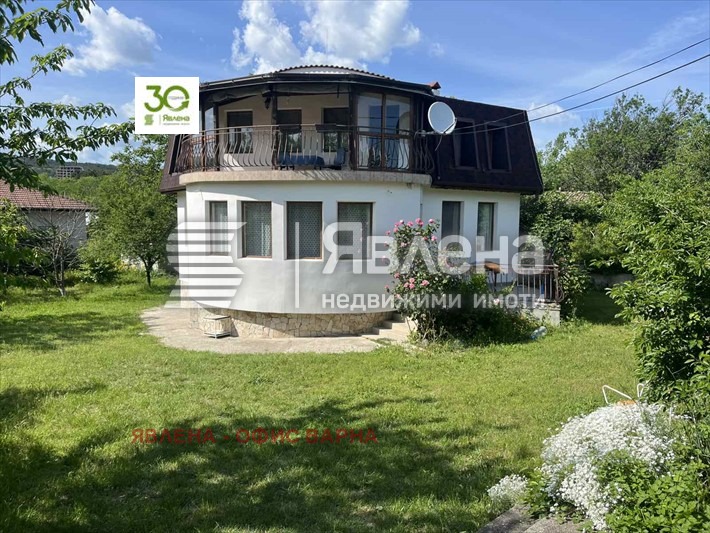Продава КЪЩА, гр. Варна, м-т Долна Трака