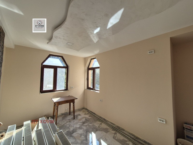 De vânzare  1 dormitor Ruse , Zdraveț , 65 mp | 24531443