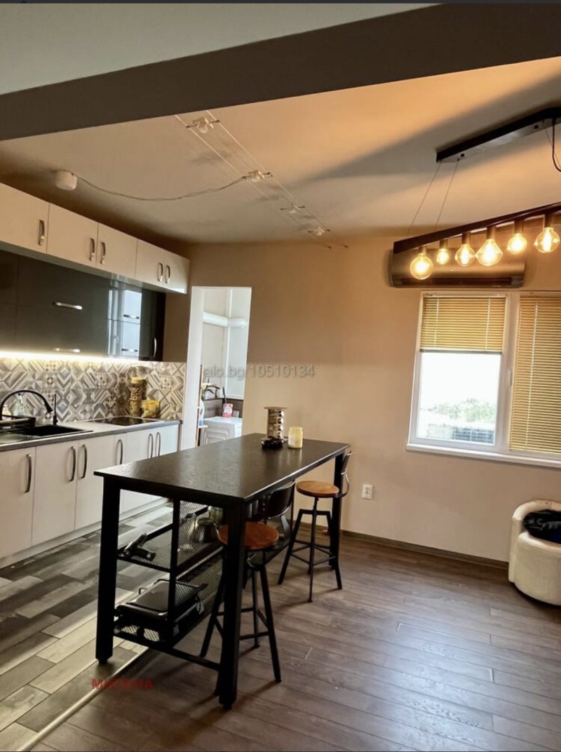 In vendita  2 camere da letto Plovdiv , Kiuchuk Parig , 92 mq | 97047113