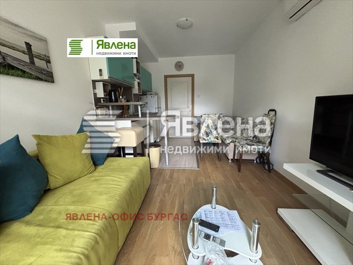 En venta  2 dormitorios región Burgas , k.k. Slanchev bryag , 93 metros cuadrados | 62063702 - imagen [2]