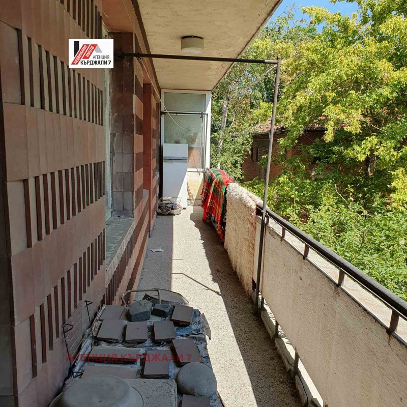 Продава 3-СТАЕН, гр. Кърджали, Център, снимка 11 - Апартаменти - 53272186