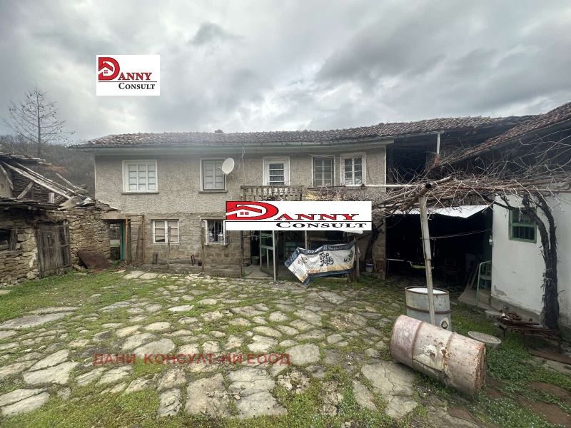 Продава КЪЩА в област Велико Търново, с. Габровци - 120 кв.м / 36 000 € » 70 409.88 лв., ДАНИ КОНСУЛТ-НИ ЕООД