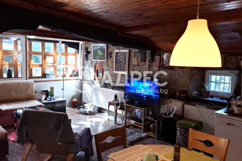 Продава КЪЩА, с. Черневци, област Габрово, снимка 5 - Къщи - 52599371