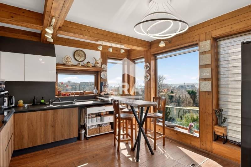 Продава КЪЩА, гр. Варна, Изгрев, снимка 6 - Къщи - 54051433