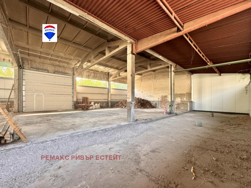 Продава  Пром. помещение град Русе , Здравец Изток , 940 кв.м | 57351861 - изображение [4]