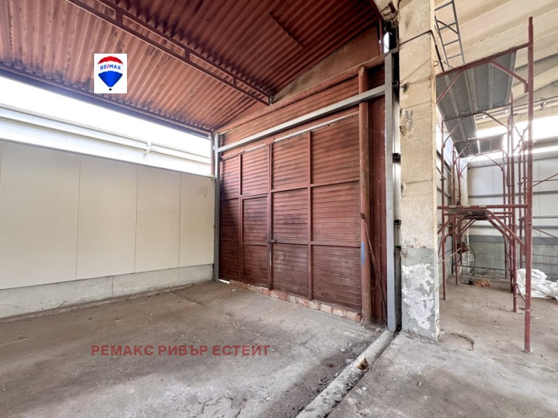 Продава  Пром. помещение град Русе , Здравец Изток , 940 кв.м | 57351861 - изображение [10]