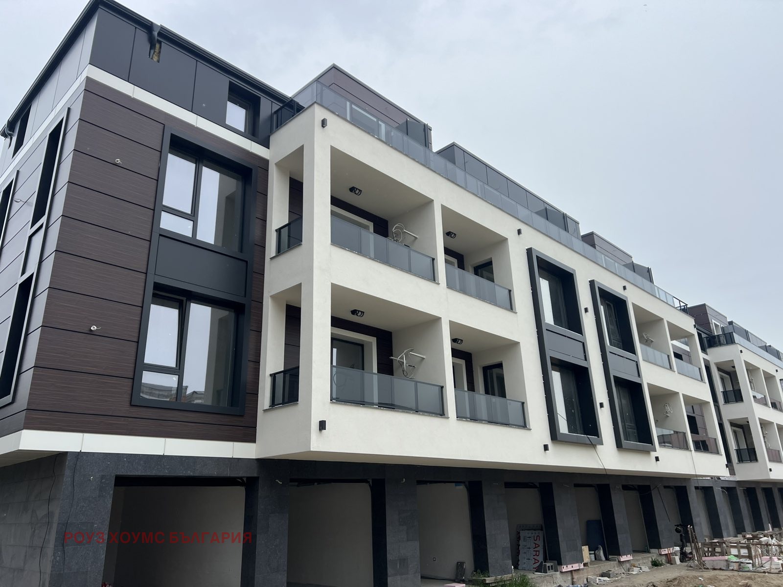 Продава 3-СТАЕН, гр. Пловдив, Остромила